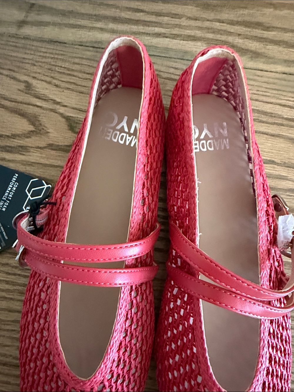 NWT Madden NYC Women's Red Woven Flats with Double Strap - Picture 6 of 7